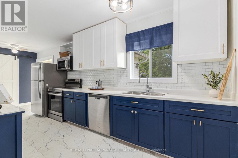 28608040/136-stamford-drive/drummond-n-elmsley-drummond-twp/drummondnorth-elmsley/ontario/K7H1A5_12