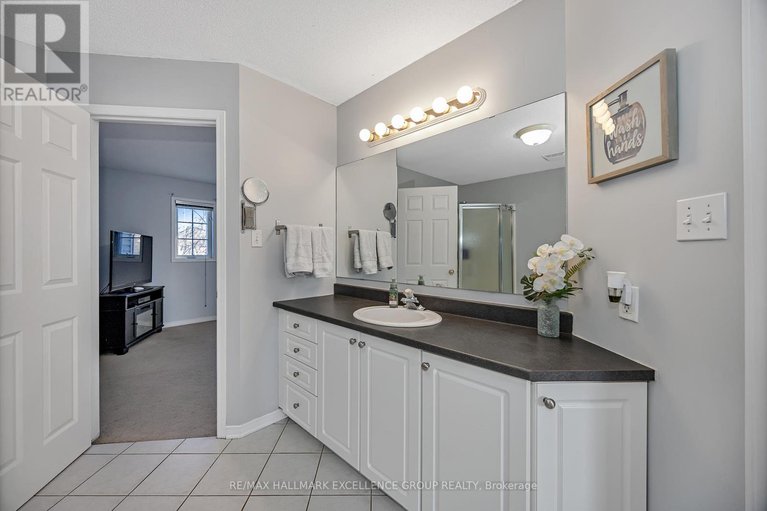 29430076/3317-elie-street/town-of-rockland/clarence-rockland/ontario/K4K1S1_24