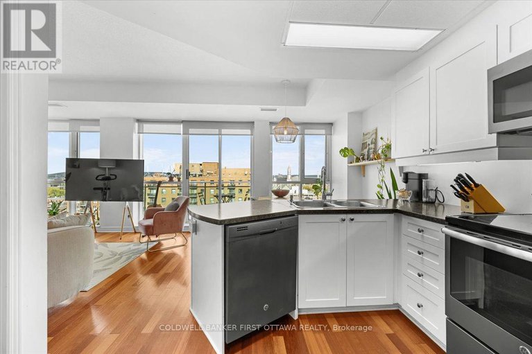 28984789/1108-134-york-street/lower-townbyward-market/ottawa/ontario/K1N1K8_4
