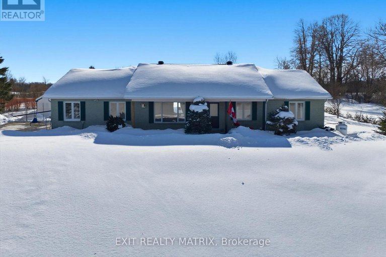 29367617/890-happy-hollow-road/vankleek-hill/champlain/ontario/K0B1R0_1