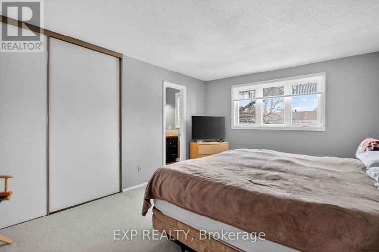 29536083/43-hummingbird-crescent/cedargrovefraserdale/ottawa/ontario/K2J3A5_23