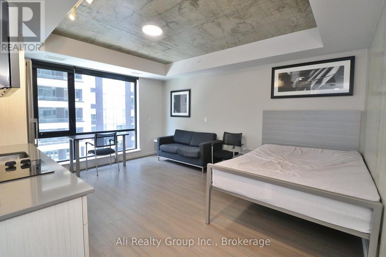 28928402/1618-105-champagne-avenue-s/west-centre-town/ottawa/ontario/K1S5E5_5