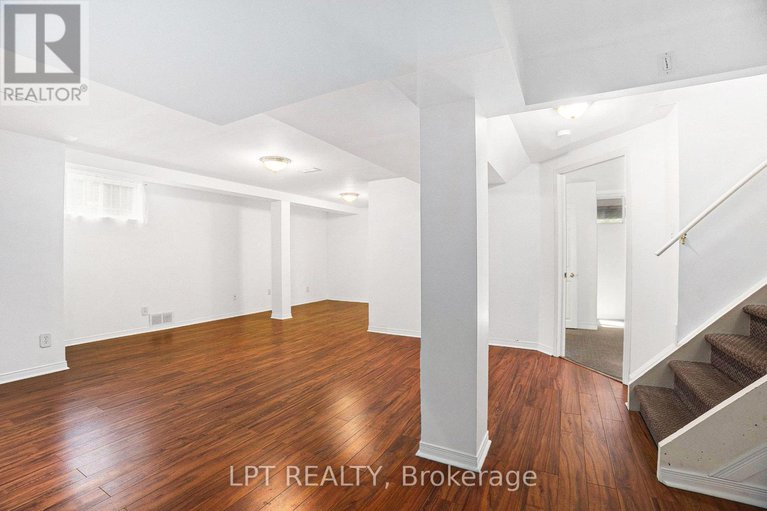 29397616/1517-caverley-street/riverview-park/ottawa/ontario/K1G0X9_23