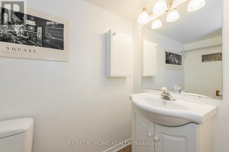 29615079/2034-p-avenue/eastway-gardensindustrial-park/ottawa/ontario/K1G6G7_30