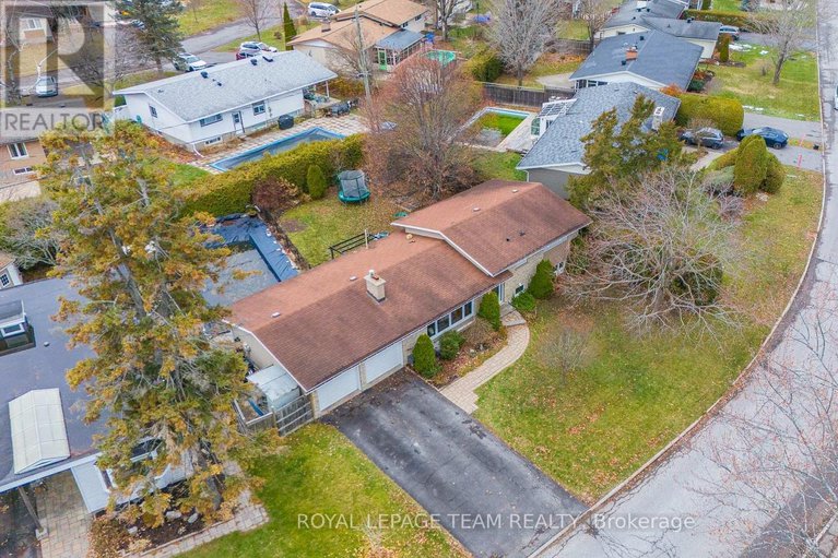 29147557/62-crystal-beach-drive/crystal-beach/ottawa/ontario/K2H5N1_50