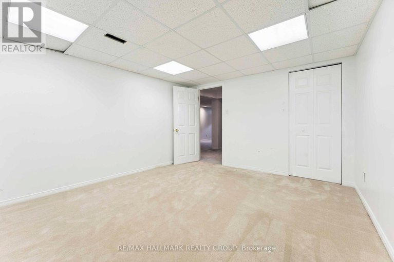 28992848/551-chardonnay-drive/avalon-east/ottawa/ontario/K4A4G7_17