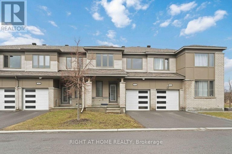 29608682/404-edgevalley-court/stittsville-north/ottawa/ontario/K2S2R3_1