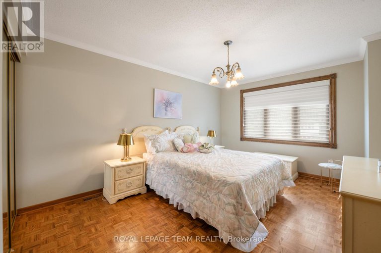 28083317/16-jeremiah-place/sheahan-estatestrend-village/ottawa/ontario/K2H8L8_37