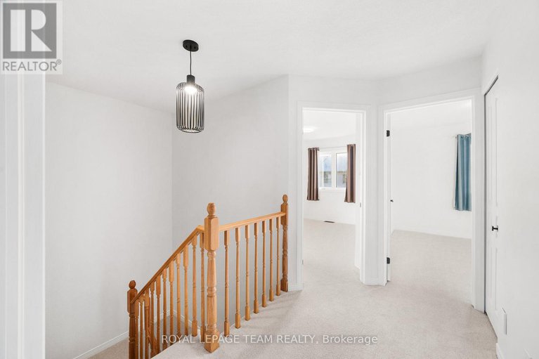 29240606/32-bishops-mills-way/beaverbrook/ottawa/ontario/K2K3C1_24