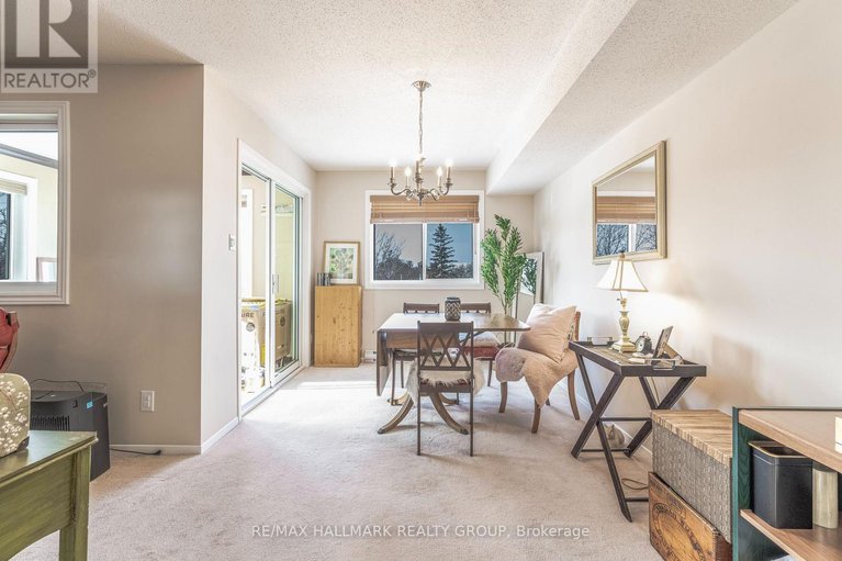 29371186/302-318-lorry-greenberg-drive/hunt-club-parkgreenboro/ottawa/ontario/K1T2R5_13