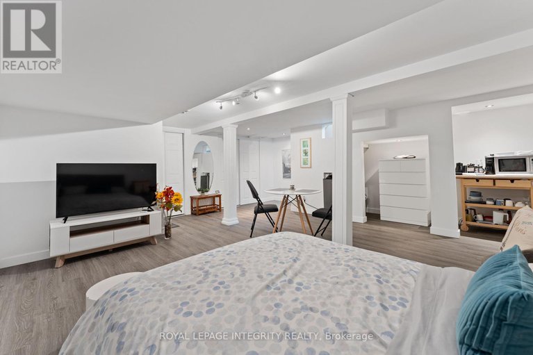 28537361/2650-alta-vista-drive/ridgemont/ottawa/ontario/K1V7W6_34