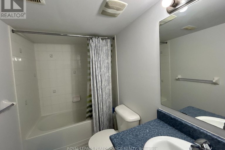 29296392/106-mosswood-court-w/hunt-club/ottawa/ontario/K1V0N6_15