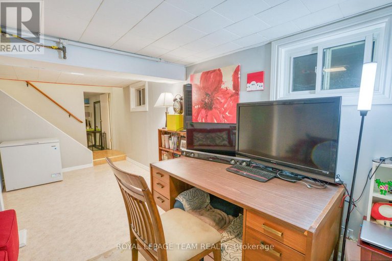 29083741/12-oakview-avenue/meadowlandscrestview/ottawa/ontario/K2G3A1_27