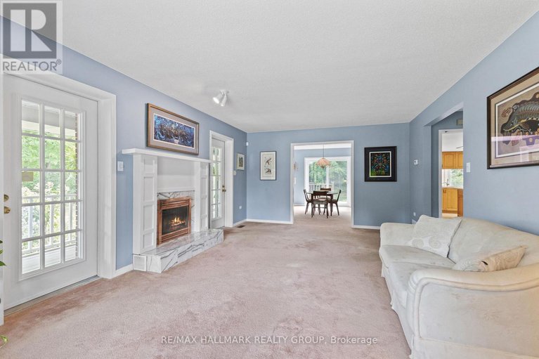 28835565/1103-rideau-bend-crescent/manotick-east-to-manotick-station/ottawa/ontario/K4M1B6_6