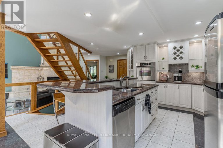 28428929/1657-whiteside-way/osgoode-twp-north-of-reg-rd-6/ottawa/ontario/K0A2P0_14