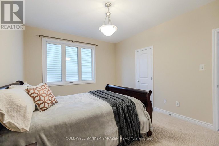 29540210/942-guinness-crescent/half-moon-bay/ottawa/ontario/K2C3H2_33