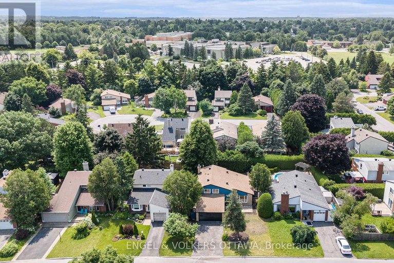 28556816/123-tripp-crescent/pheasant-run/ottawa/ontario/K2J1M5_35