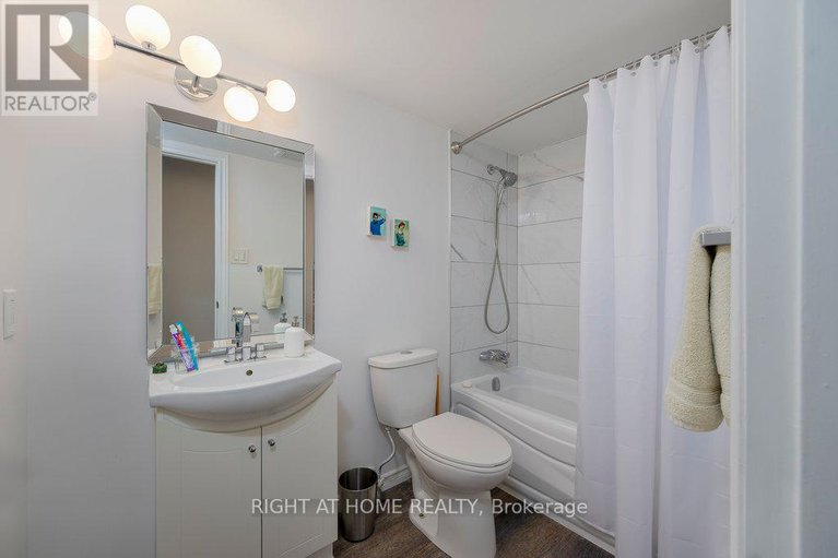 28485628/204-316-savard-avenue/vanier/ottawa/ontario/K1L7S2_24