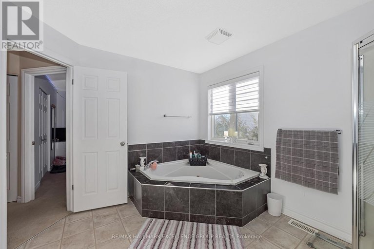 29375629/386-jasper-crescent/town-of-rockland/clarence-rockland/ontario/K4K0C7_26