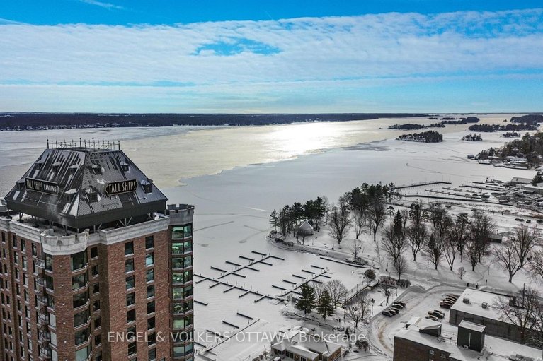 29337561/1802-15-st-andrew-street/brockville/brockville/ontario/K6V0B8_48