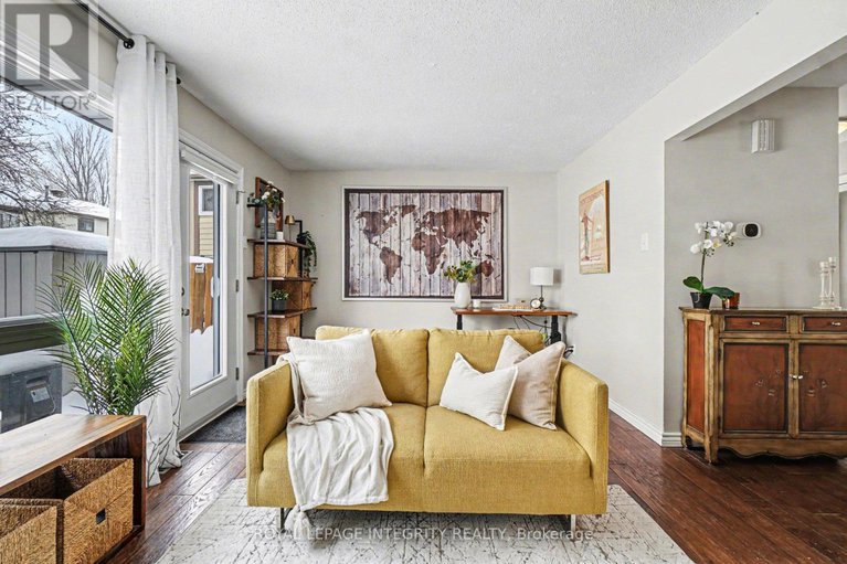 29296449/61-2003-falkirk-crescent/blackburn-hamlet-south/ottawa/ontario/K1B4Y8_6