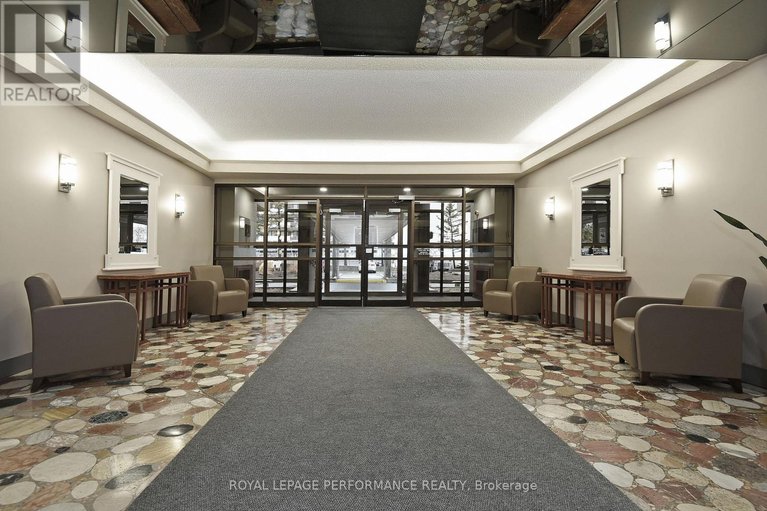 29621619/1102-1785-frobisher-lane/riverview-park/ottawa/ontario/K1G3T7_7