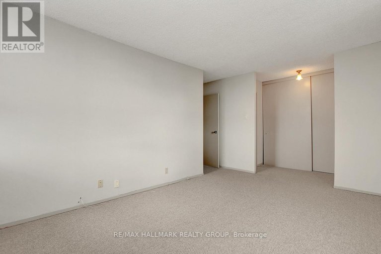 28782425/1902-505-st-laurent-boulevard/viscount-alexander-park/ottawa/ontario/K1K3X4_24