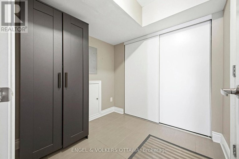 29438662/1890-carling-avenue/mckellar-heightsglabar-park/ottawa/ontario/K2A1E7_5