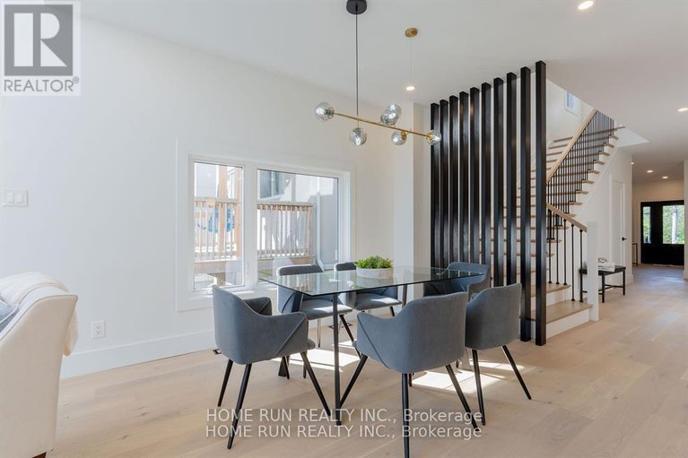 28322448/2241-page-road/chapel-hill/ottawa/ontario/K1C7K5_10