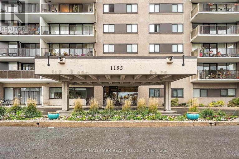 29029131/1702-1195-richmond-road/woodroffe/ottawa/ontario/K2B8E4_3
