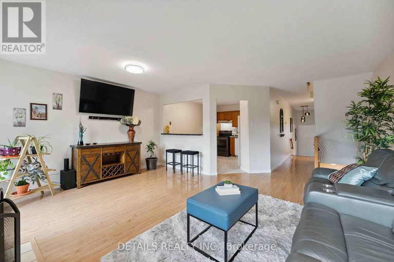 28599127/1537-briarfield-crescent/fallingbrookridgemount/ottawa/ontario/K4A1Z9_6