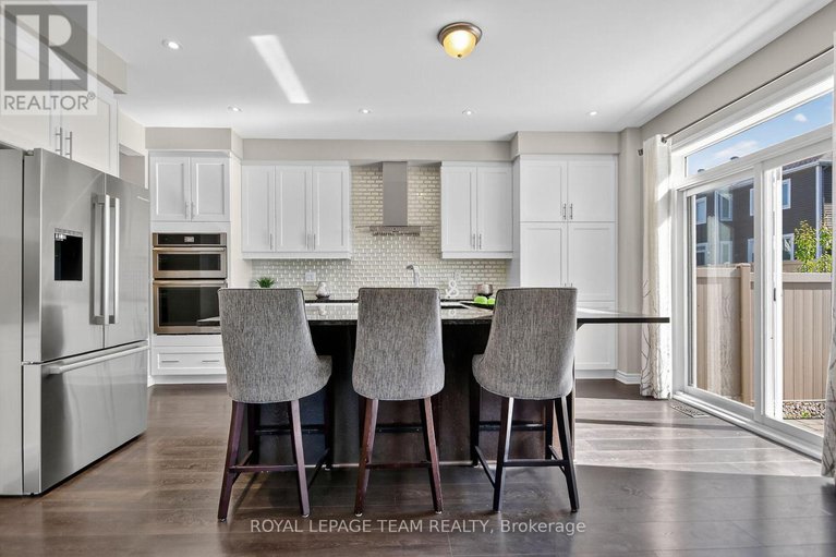 29099076/939-whimbrel-way/half-moon-bay/ottawa/ontario/K2J6C5_15