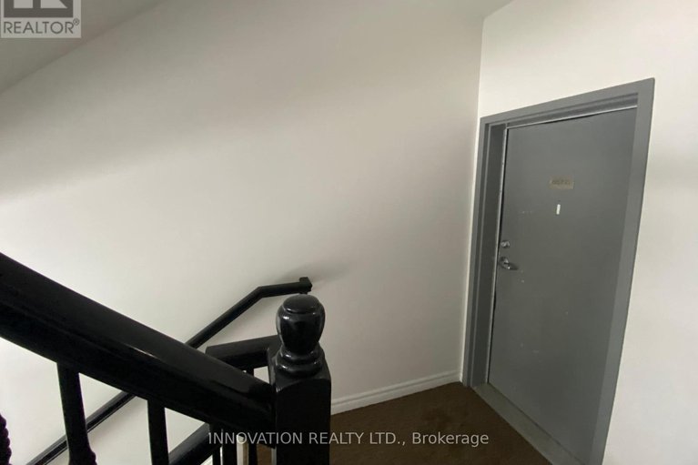 27944167/c-857-blackcomb-pvt/elmvale-acres/ottawa/ontario/K1G4E4_4
