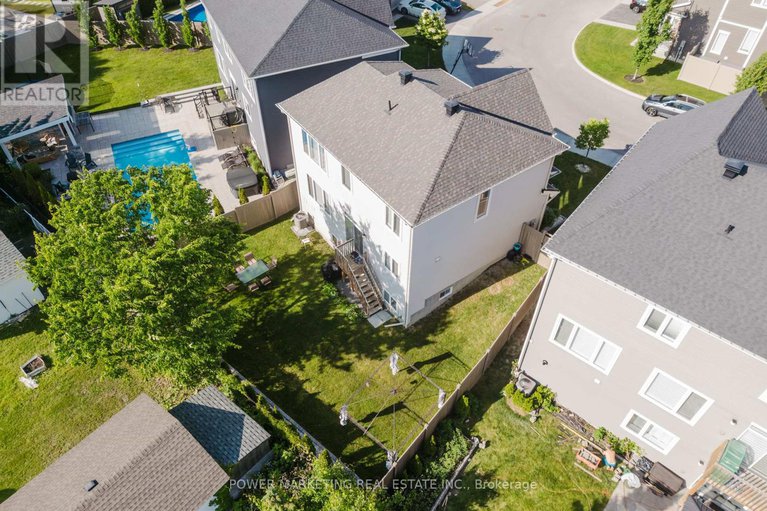 28585318/526-ponthieu-circle/orleans-village/ottawa/ontario/K1W0N4_35