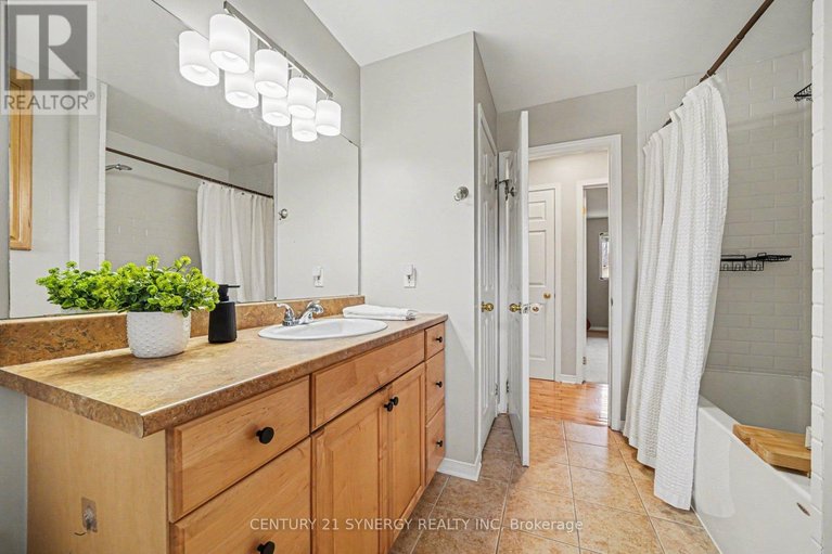 29613817/471-dalrymple-drive/town-of-rockland/clarence-rockland/ontario/K4K1G6_15