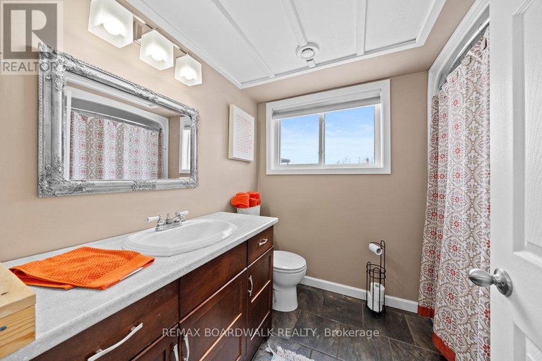 29436159/1644-drummond-concession-7-road/drummond-n-elmsley-drummond-twp/drummondnorth-elmsley/ontario/K7H3C8_27