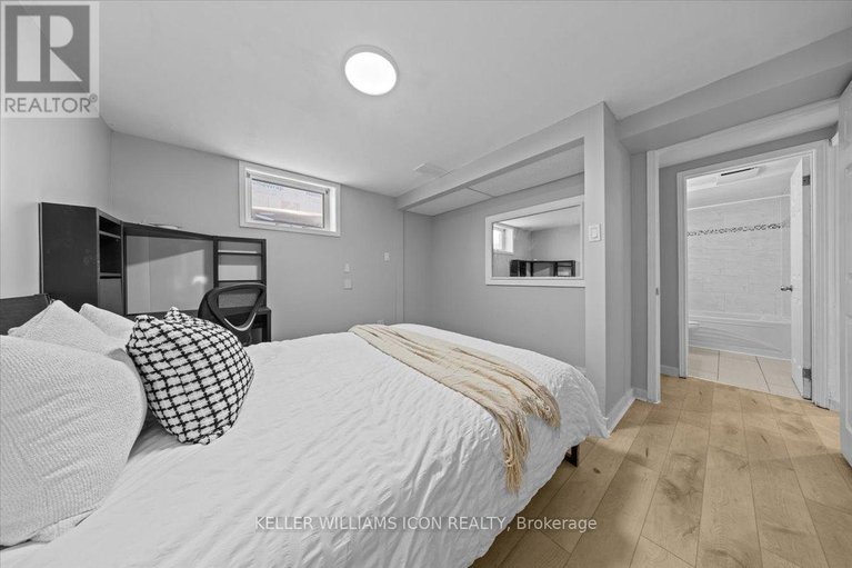 29664786/45-epworth-avenue/meadowlandsst-claire-gardens/ottawa/ontario/K2G2L8_17