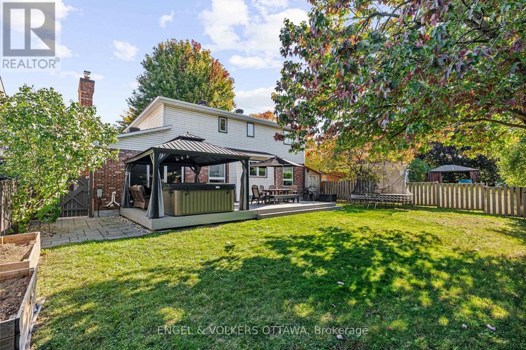 29571966/12-mancil-drive/knollsbrook/ottawa/ontario/K2J2J5_44