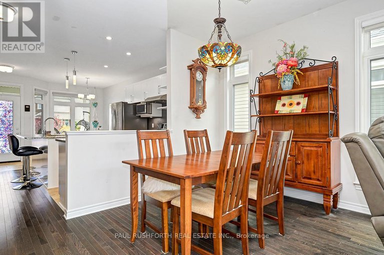 28479705/552-silverbell-crescent/blossom-parkkemp-parkfindlay-creek/ottawa/ontario/K1T0P1_7