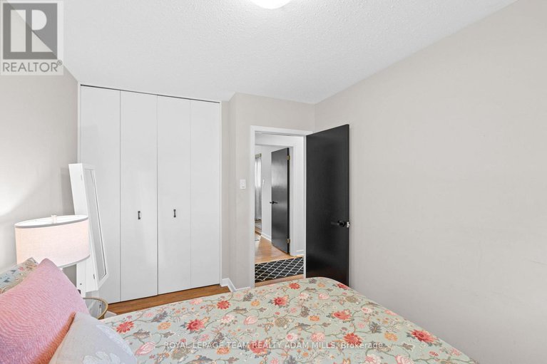 28492501/7-elterwater-avenue/crystal-beach/ottawa/ontario/K2H5J1_23