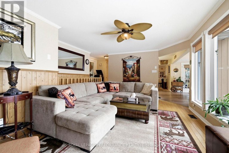 29528770/6588-tree-haven-road/south-glengarry-charlottenburgh-twp/south-glengarry/ontario/K0C2E0_10