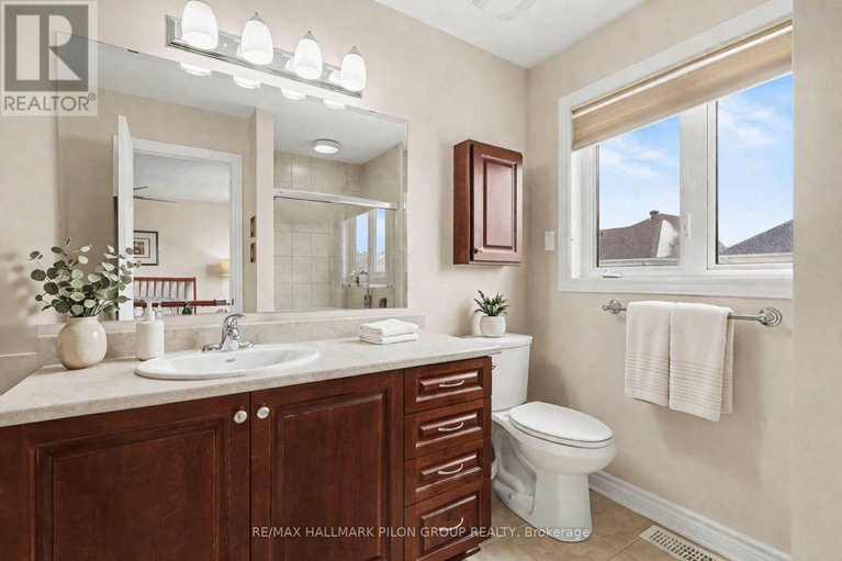 29596247/317-ravenswood-way/avalon-east/ottawa/ontario/K4A0R9_9