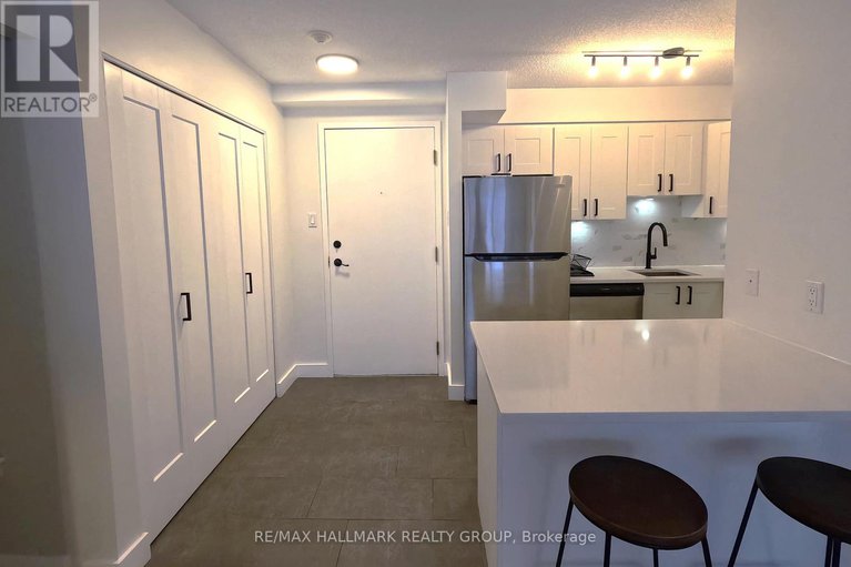 29160165/316-225-alvin-road/manor-park/ottawa/ontario/K1K4H6_6