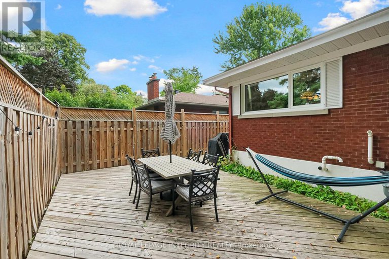 28810538/840-cork-street/elmvale-acres/ottawa/ontario/K1G1Y2_49