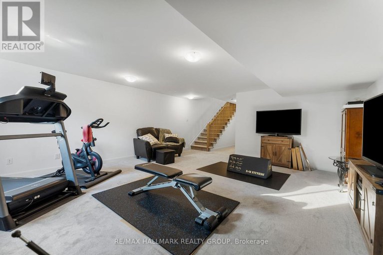 28565269/189-turquoise-street/clarencerockland-twp/clarence-rockland/ontario/K4K0L5_42