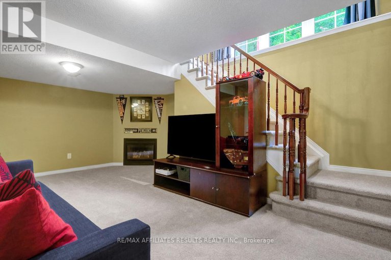28577158/310-silbrass-private/stonebridge/ottawa/ontario/K2J5M5_38