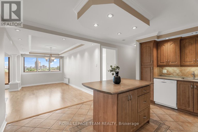 28417377/1508-40-landry-street/vanier/ottawa/ontario/K1L8K4_5