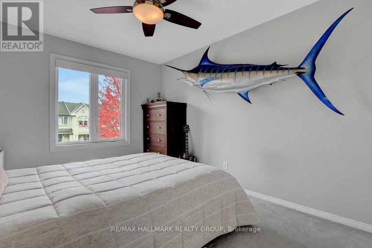 29023597/230-greenridge-street/chapel-hill/ottawa/ontario/K1C7R8_23