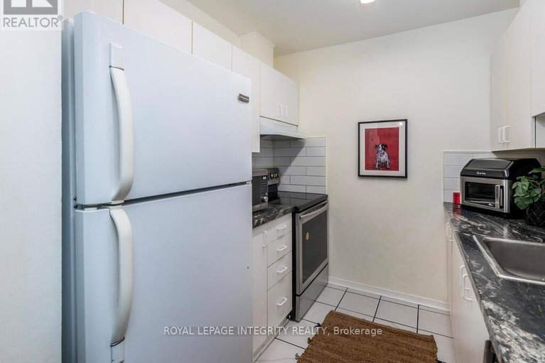 29466721/54-1316-greenbank-road/redwood-park/ottawa/ontario/K2H8X6_14