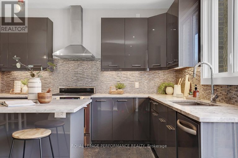 29660166/1285-livingstone-avenue/alta-vista/ottawa/ontario/K1H7P7_12